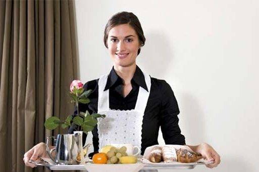 Her service heart drives commitment to excellence and care.